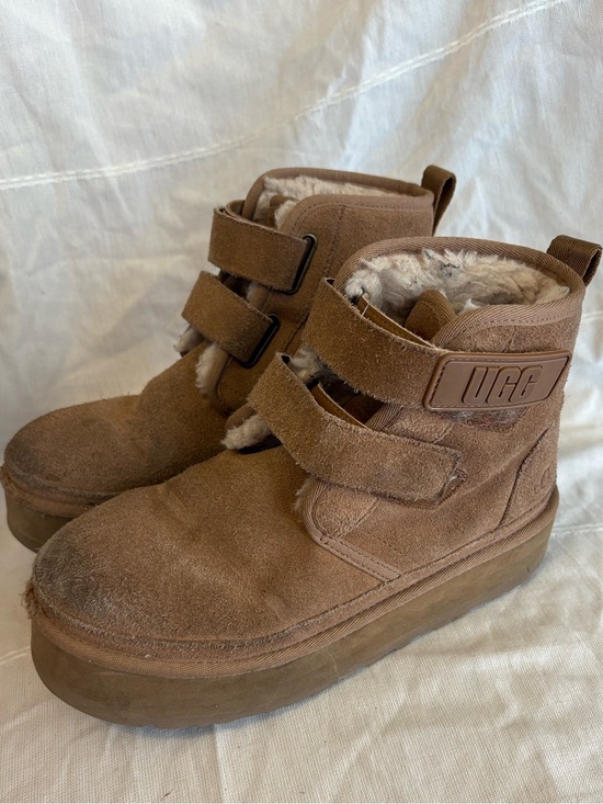 UGG Shoes - UGG Chestnut Suede Neumel Platform Boots